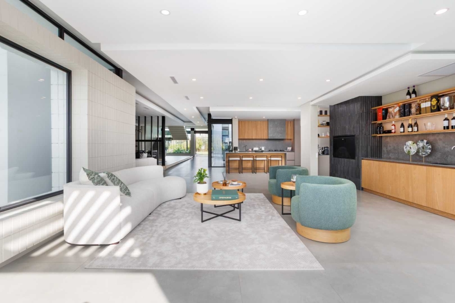 4 Bedroom Property for Sale in Val De Vie Estate Western Cape